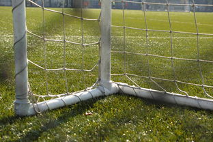 ac米兰官网-中国足球门将站位与丢球位置对应分析，中国足球队员门将